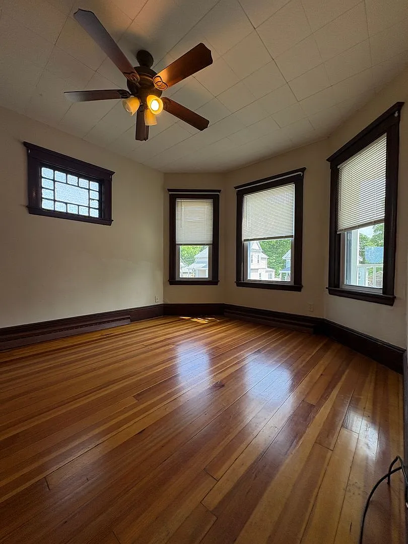 48 South Prospect St, #1 — Photo 4