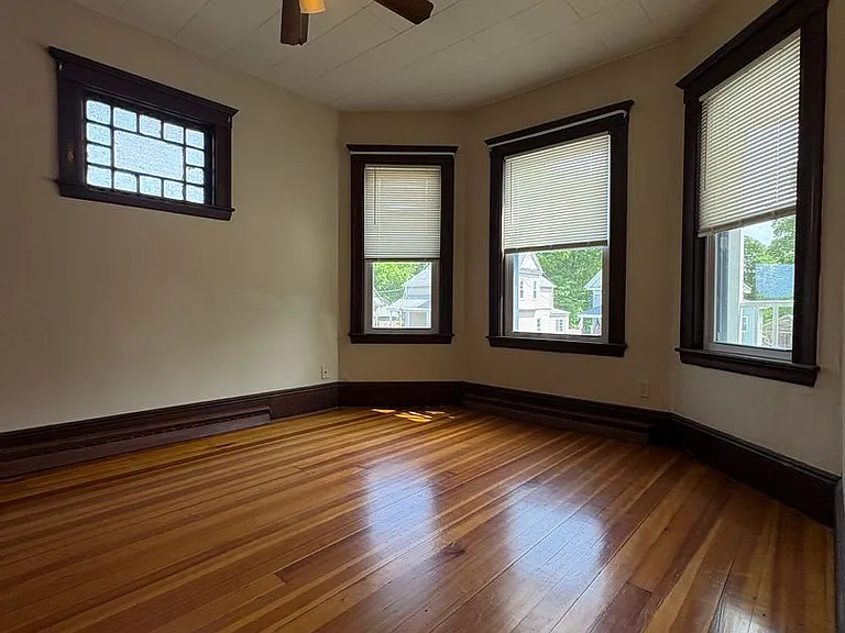 48 South Prospect St, #1 — Photo 2