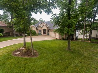 65 Muirfield Ct, Sunrise Beach, MO 65079