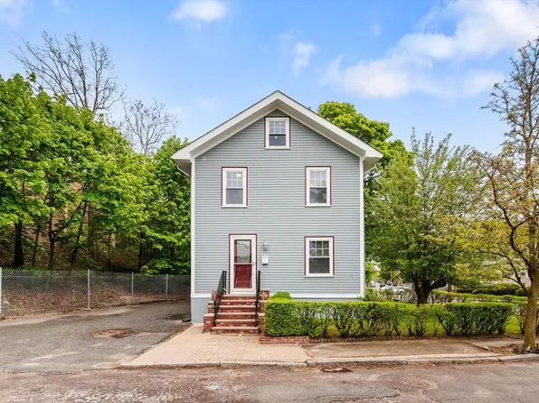 1 Newport Ave, Medford, MA 02155