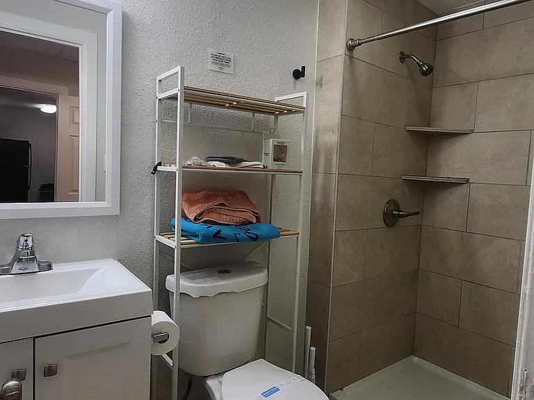 9605 Grady Ln — Photo 19