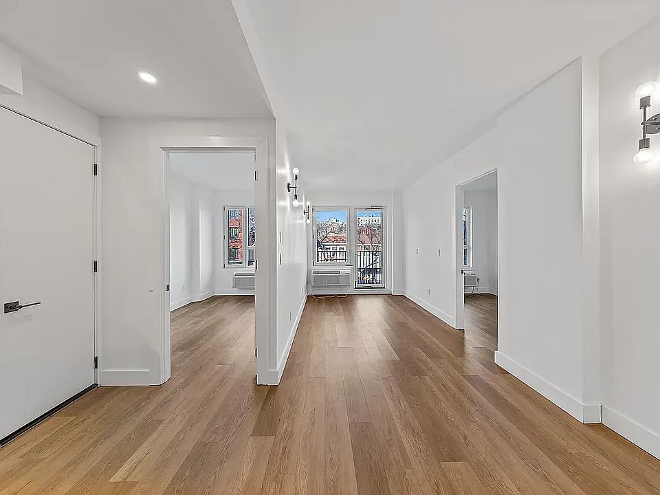 1st image of 1042 President St #2C
