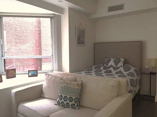 Rented by Keller Williams NYC | media 25