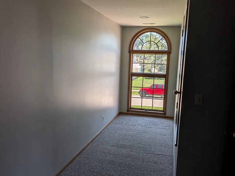 1501 Dodge St — Photo 21