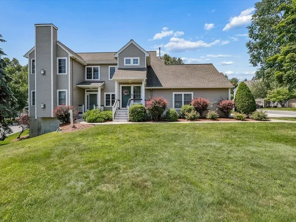 11 Edward Cir, Bedford, NH 03110