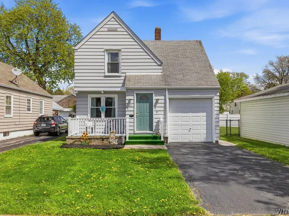 1215 86th St, Niagara Falls, NY 14304