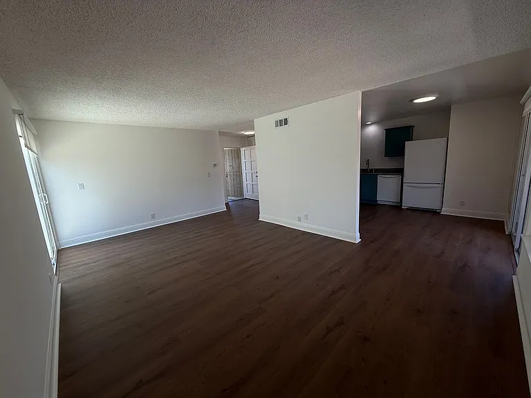5874 Moraga Ave — Photo 11