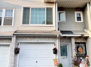31 Vogel Loop, Staten Island, NY 10314