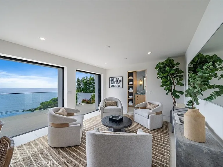 32101 Coast Hwy — Photo 10