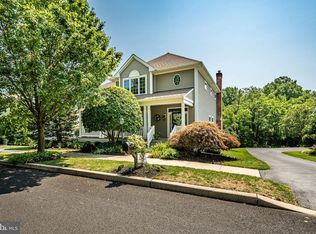 961 Pinehurst Dr, Chester Springs, PA 19425