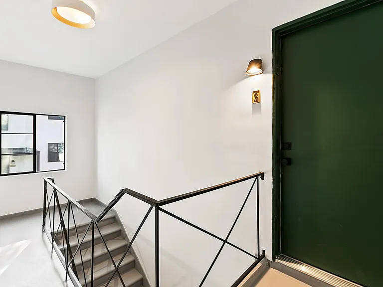 215 Lucas Ave #3 — Photo 8