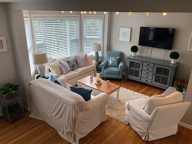 383 Maverick St #2 — Photo 3