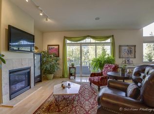 20143 Riverside Dr #4A, Eagle River, AK 99577