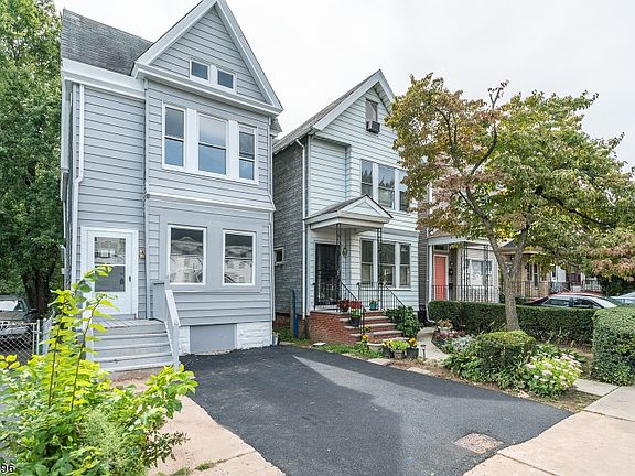2nd image of 66 Ashland Ave