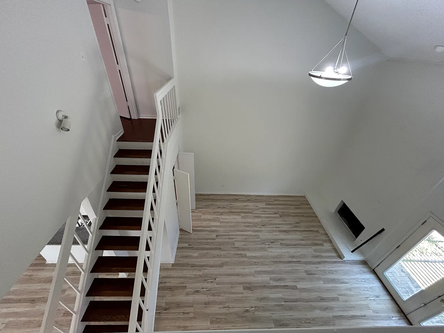 2 bed, 1440 sqft, $2,000 — Photo 2