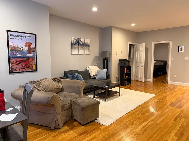 82 Salem St #1F — Photo 2