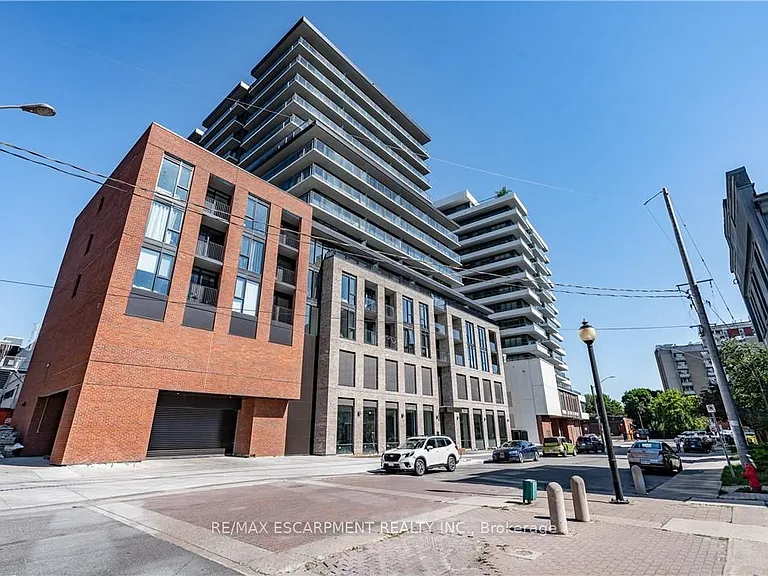 1 Jarvis St #422 — Photo 1