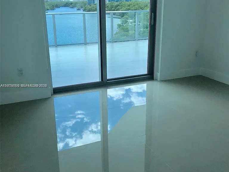 17111 Biscayne Blvd #408 — Photo 7