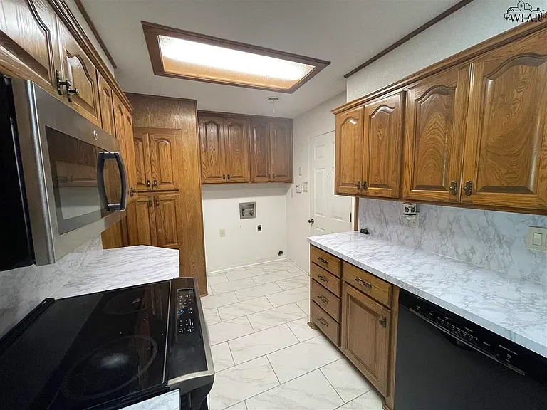 3504 Cranbrook Ln — Photo 10