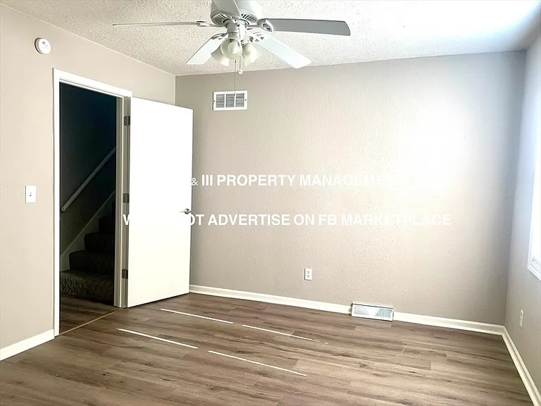 6102 Newton St — Photo 23