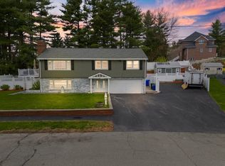 22 Athens Dr, Saugus, MA 01906