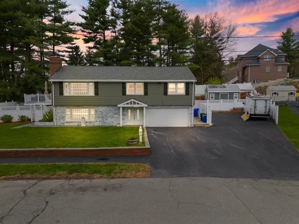 22 Athens Dr, Saugus, MA 01906