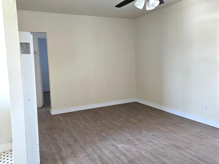 9450 S Western Ave — Photo 1