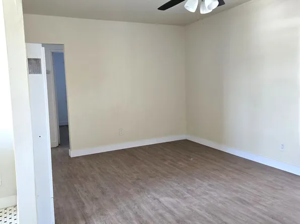 9450 S. Western Ave., 9450 S Western Ave APT 9, Los Angeles, CA 90047