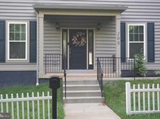 208 Bryan Ave, Gaithersburg, MD 20877
