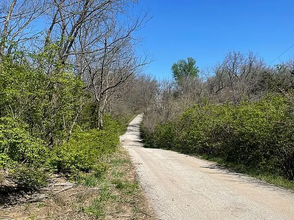 9010 Lowell Ave, Kansas City, KS 66111