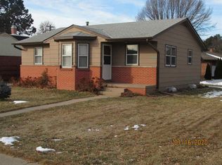 1245 N Bellevue Ave, Hastings, NE 68901