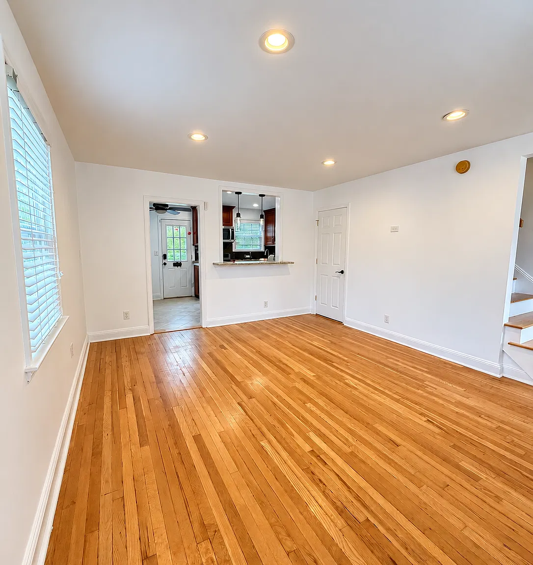 2 bed, 1020 sqft, $3,250 — Photo 4