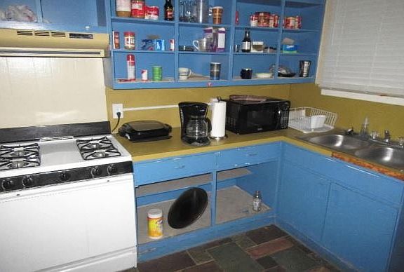 Kitchen (remodel scheduled for 2017)