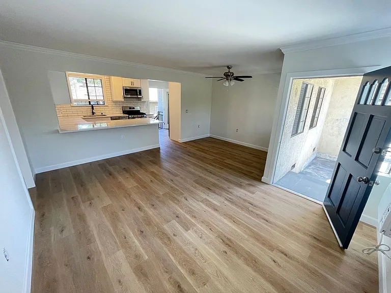 3632 S. Centinela Avenue — Photo 2