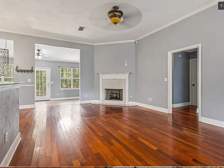 6335 Belgrand Dr #1-A — Photo 17