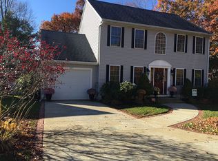 397 Canedy St, Fall River, MA 02720