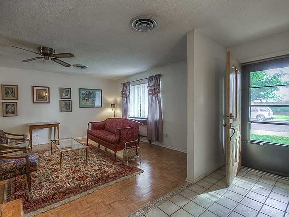 4th image of 2055 Enzie Dr