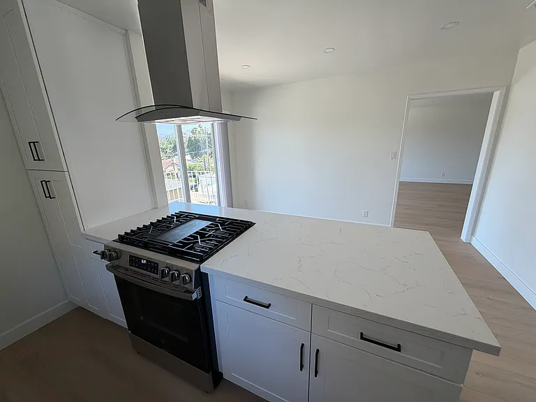 851 Reeves Pl #2 — Photo 8