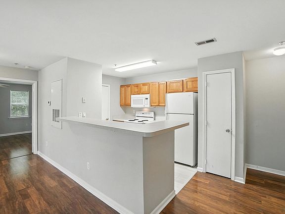 5th image of 9849 Campus Walk Ln APT M