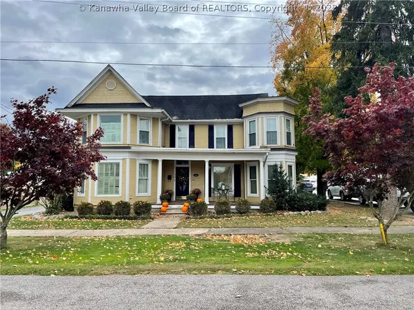 109 E North St, Ripley, WV 25271