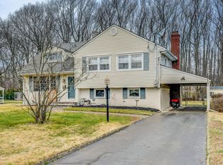 21 Woodsend Rd, Middletown, NJ 07748