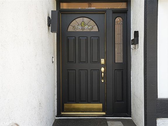 5th image of 13023 Foster Rd