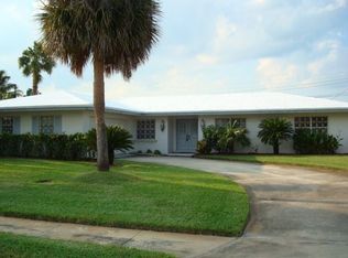 530 Pine Tree Dr, Indialantic, FL 32903
