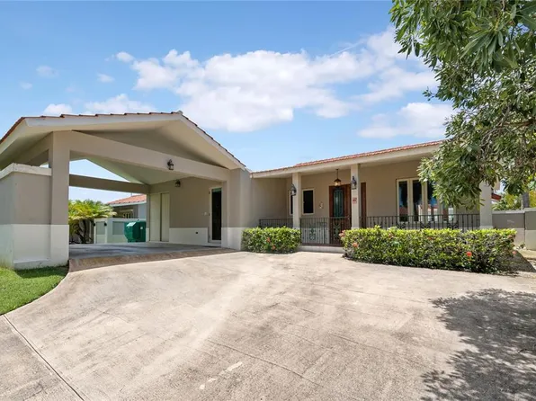 69 Camino De Las Calandrias, Dorado, PR 00646