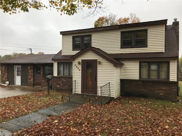 1225 W Pleasant St, Corry, PA 16407