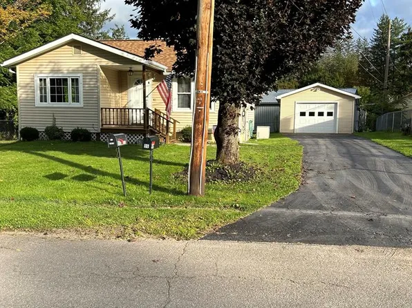 96 Fawcett Ave, New Albany, PA 18833