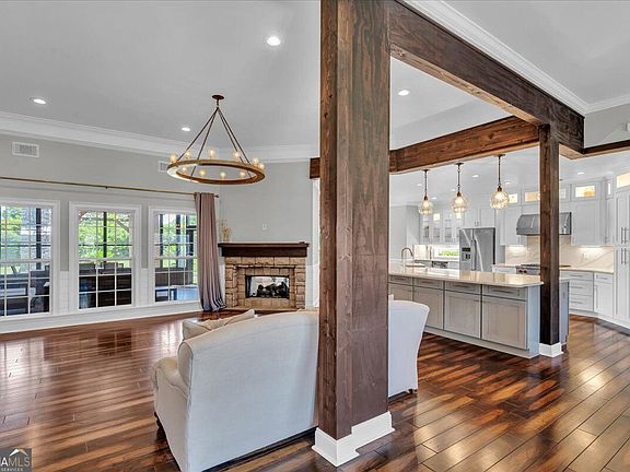 4th image of 120 Cedar Farm Rd