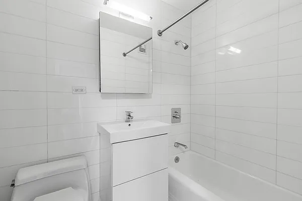 Rented by Stonehenge NYC LLC | media 15