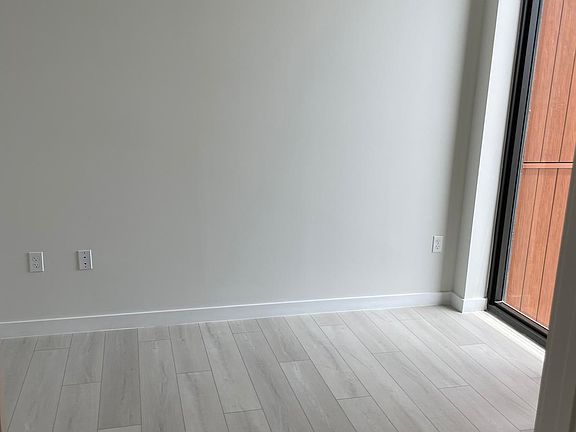 5th image of 486 NW 17th Pl #103
