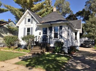 557 Northwestern Ave, South Beloit, IL 61080